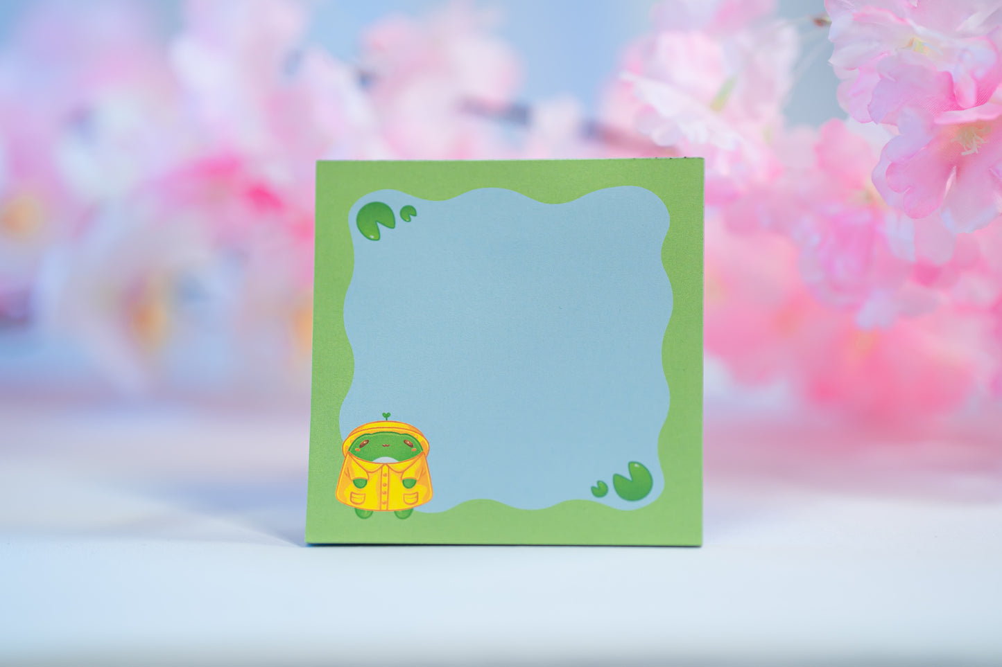 Froggy im Regenmantel Notepad | 25 Blatt | Quadrat 10 cm x 10 cm