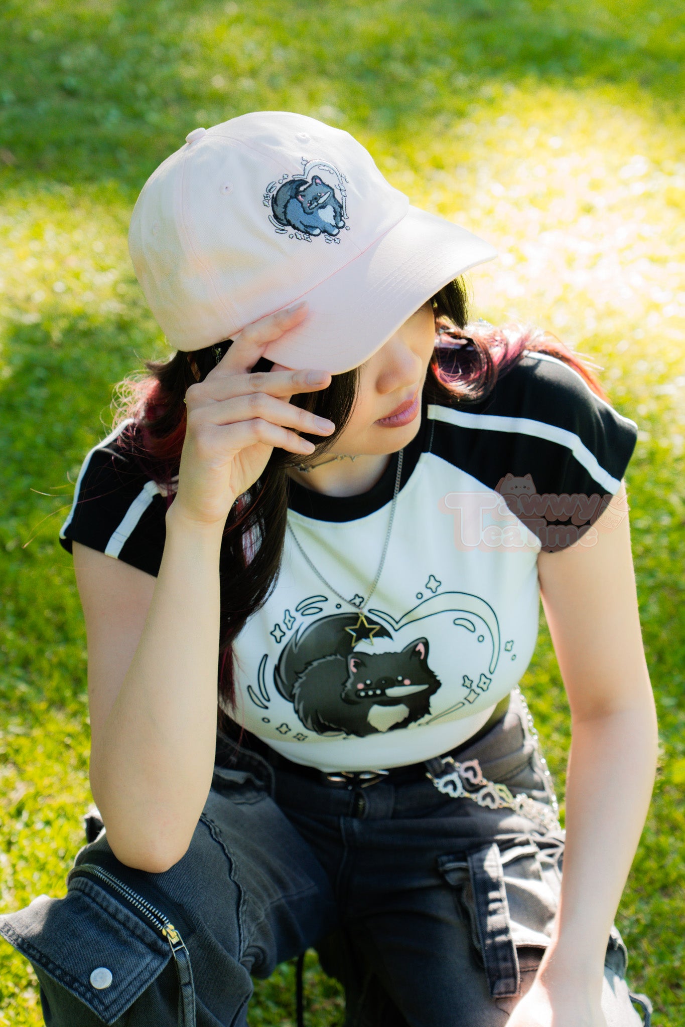 Kawaii Katze mit Messer & Herz Dad Cap