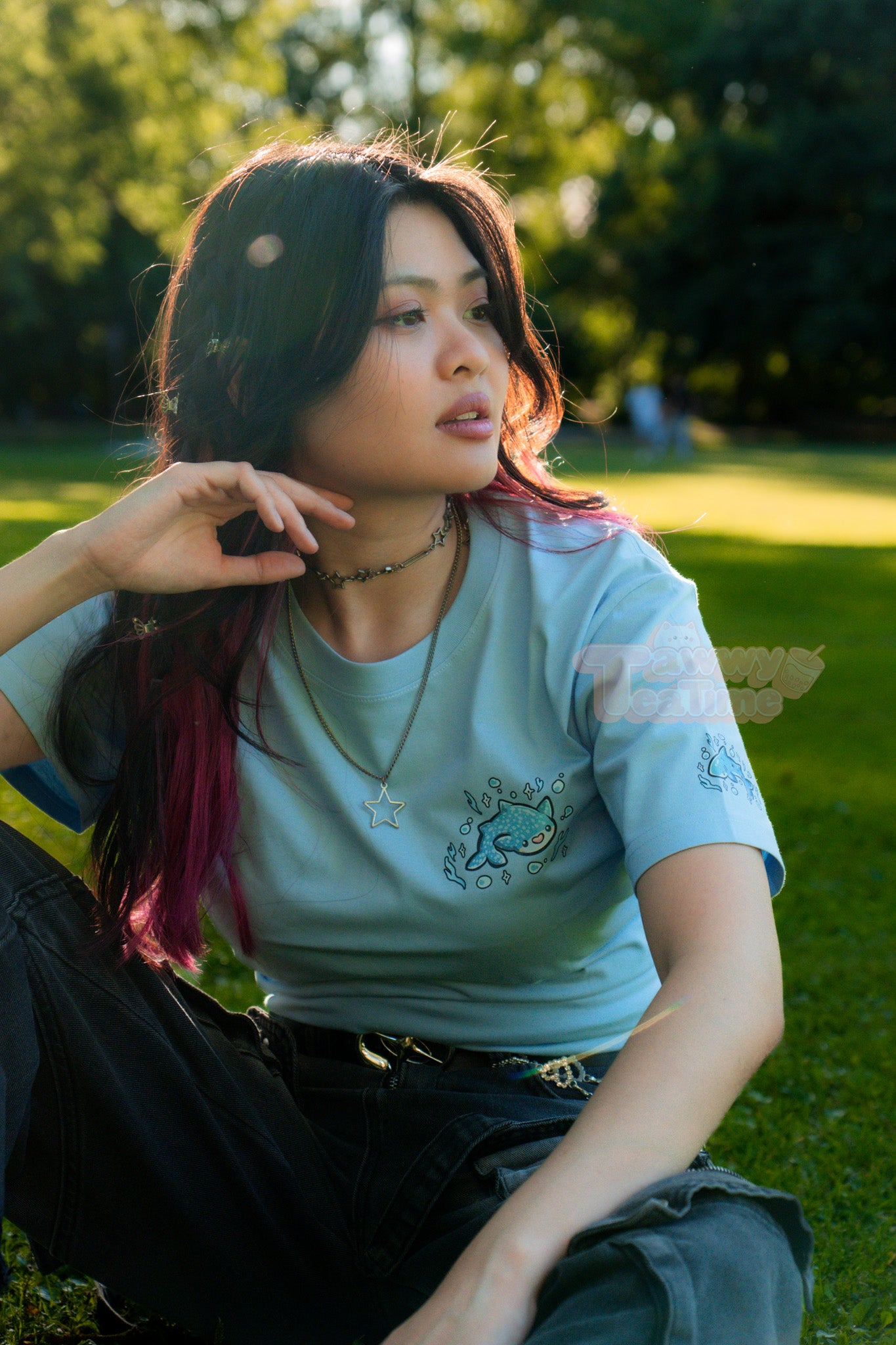 [PRE-ORDER] Kawaii Blue Buddies T-Shirt mit Front-, Back- und Sideprint