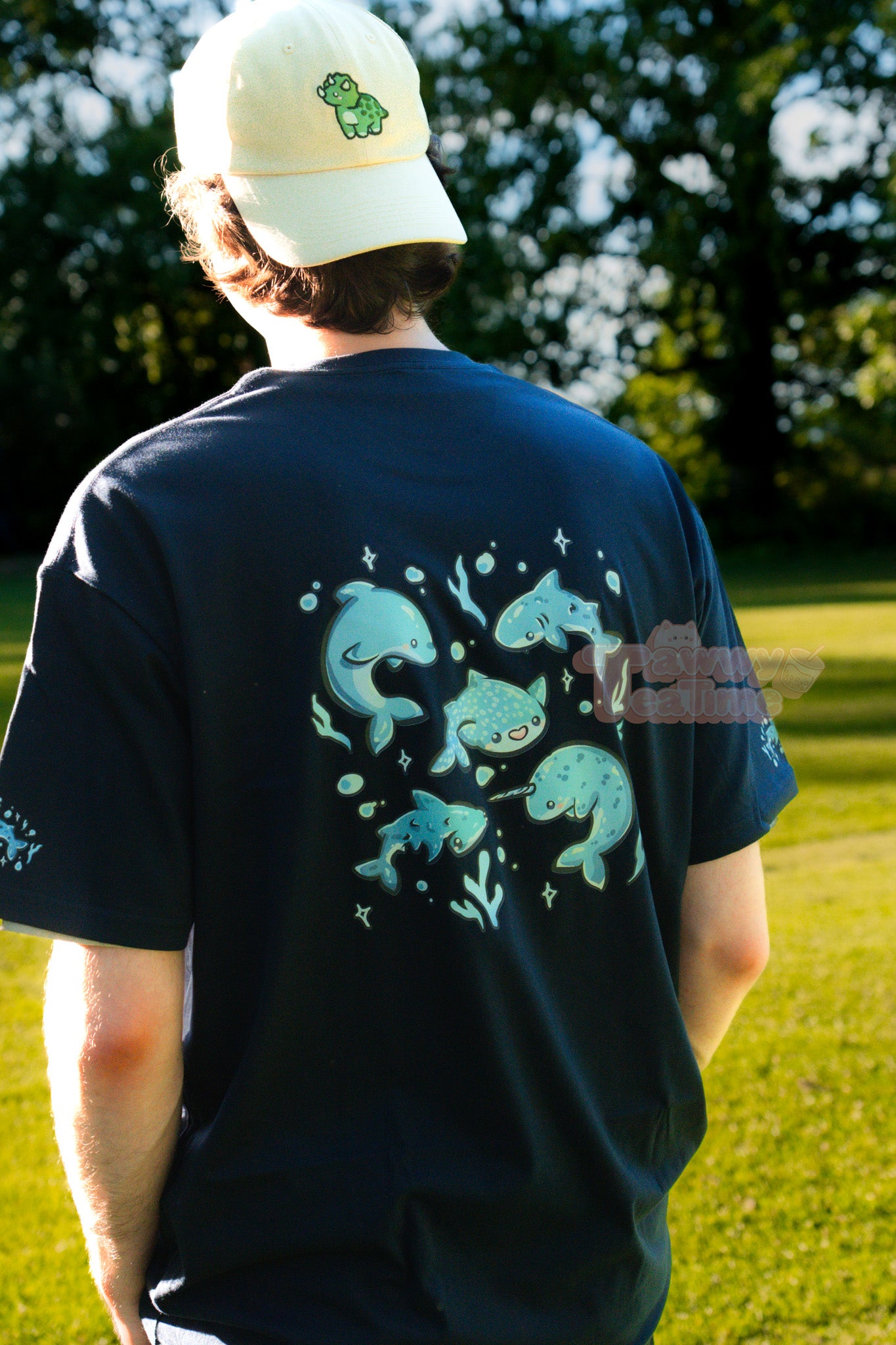 [PRE-ORDER] Kawaii Blue Buddies T-Shirt mit Front-, Back- und Sideprint
