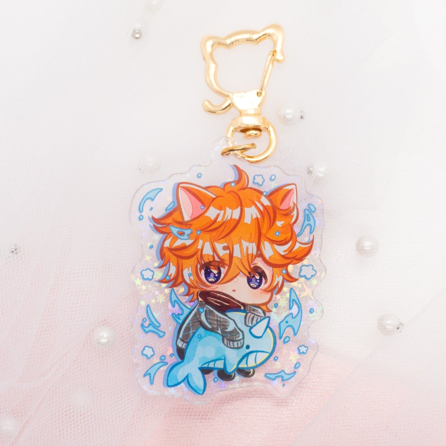 Genshin Impact Star-Holo Childe mit Wal Plushie Charm