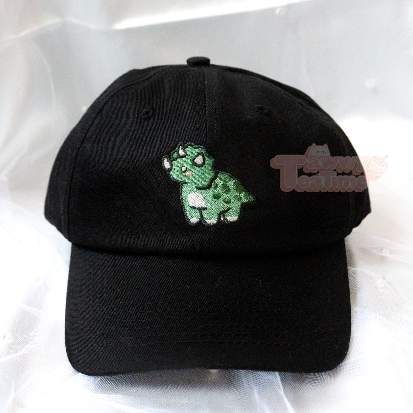 Kawaii Triceratops Schwarze oder Beige Dino Dad Cap