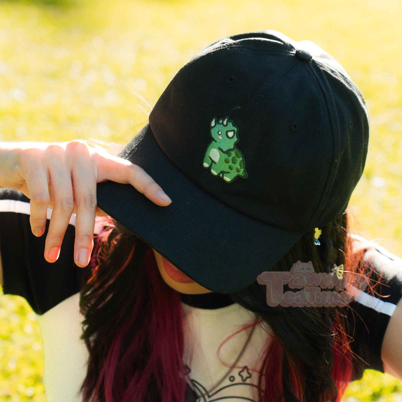 Kawaii Triceratops Schwarze oder Beige Dino Dad Cap
