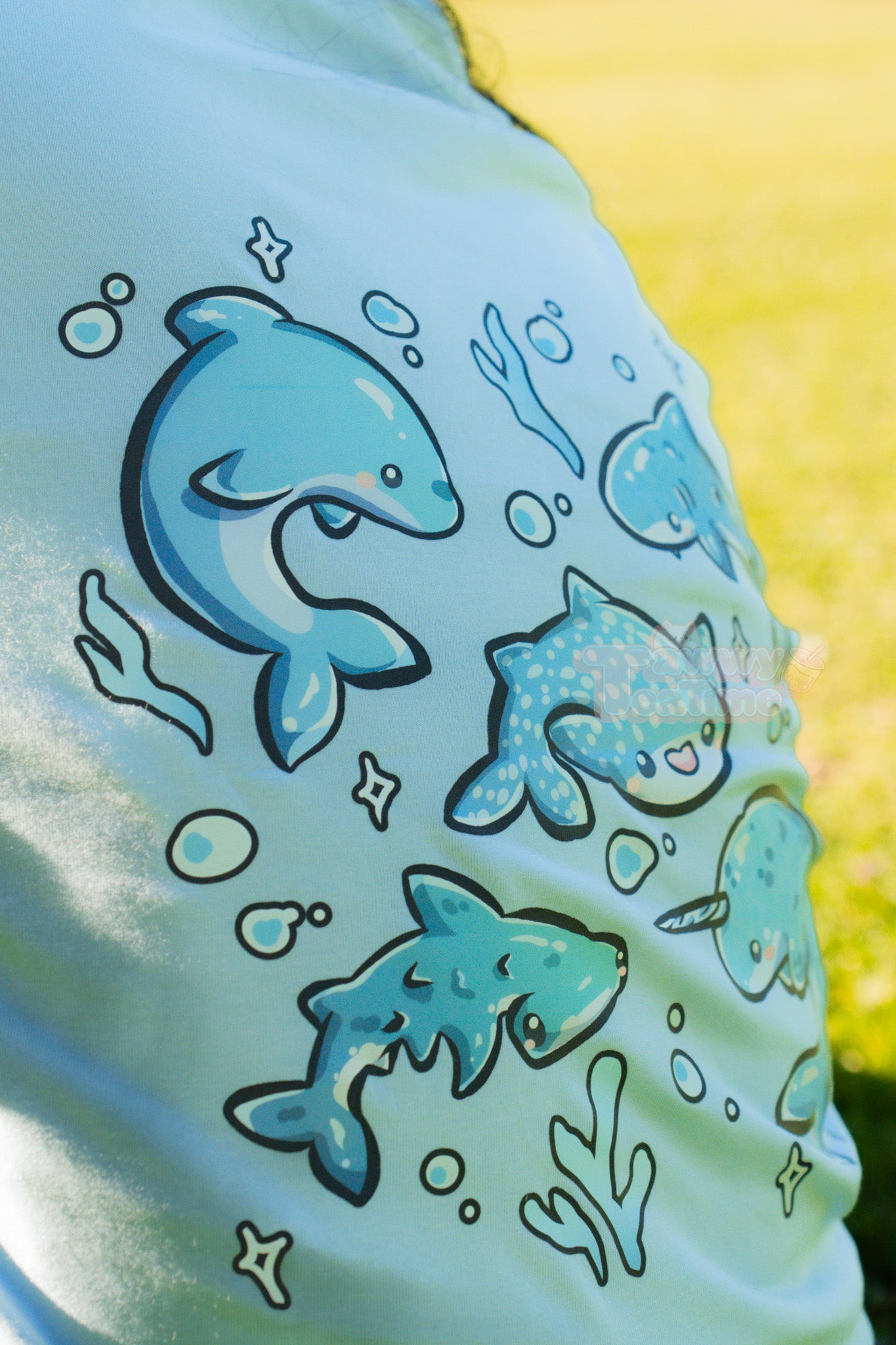 [PRE-ORDER] Kawaii Blue Buddies T-Shirt mit Front-, Back- und Sideprint