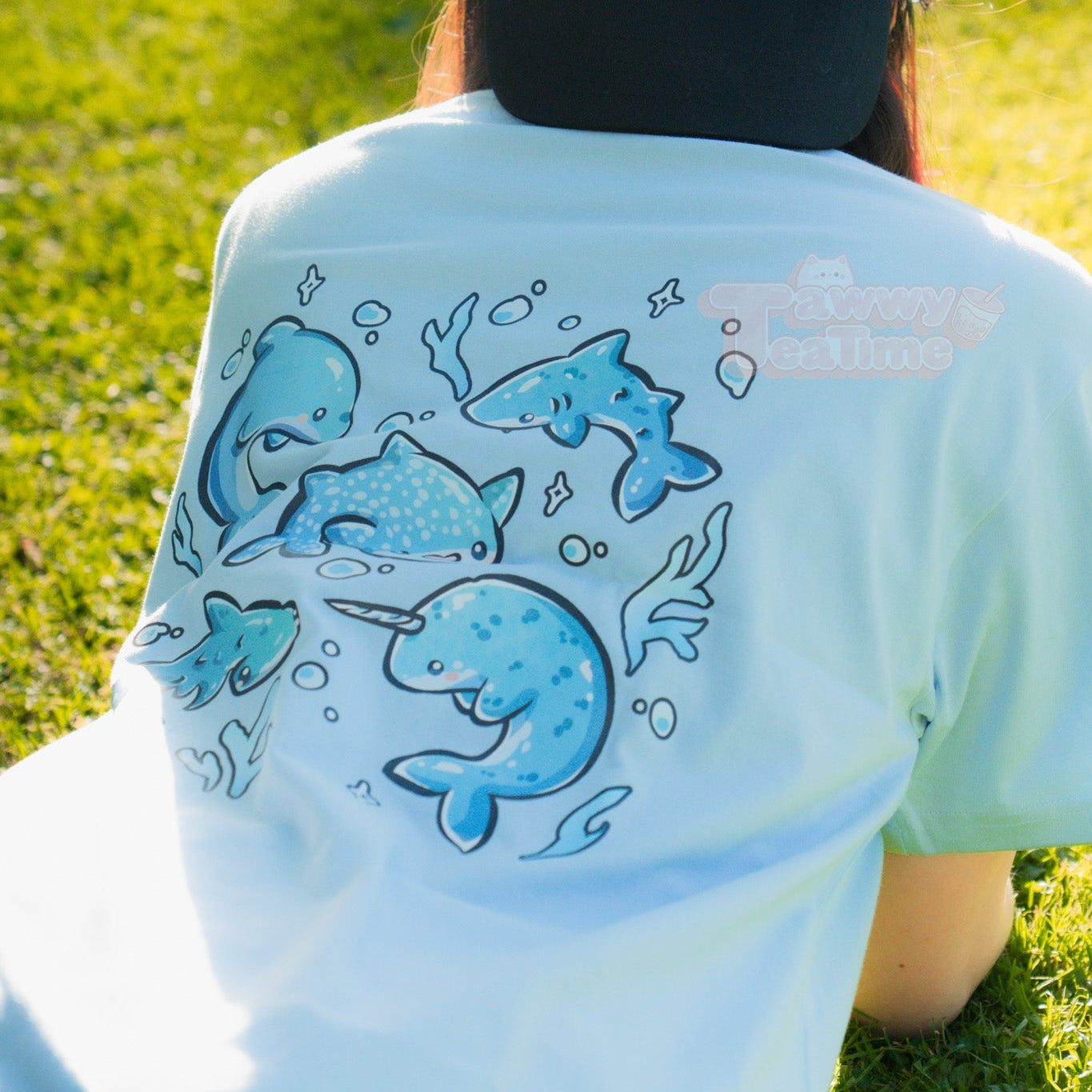 [PRE-ORDER] Kawaii Blue Buddies T-Shirt mit Front-, Back- und Sideprint