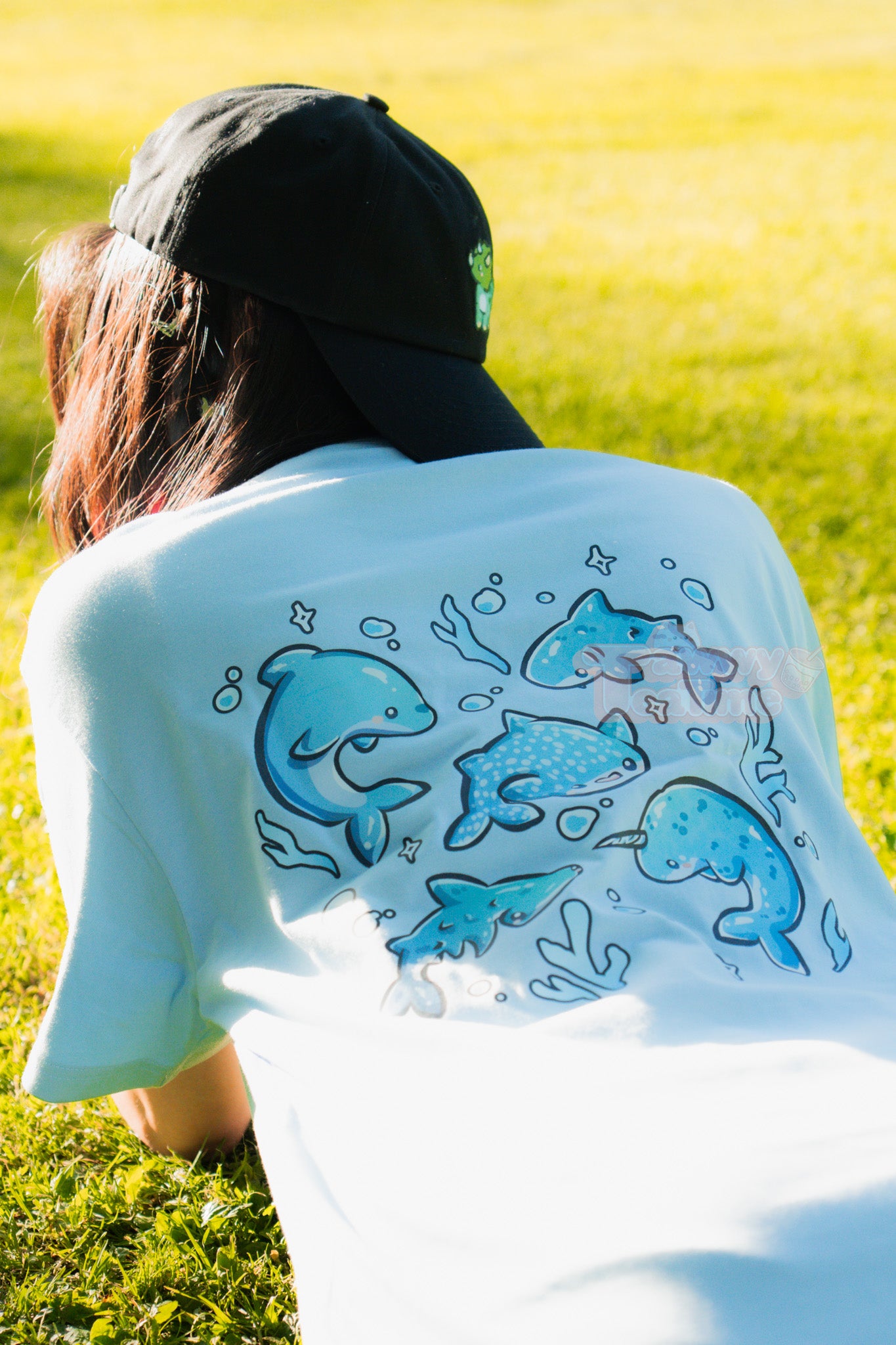 [PRE-ORDER] Kawaii Blue Buddies T-Shirt mit Front-, Back- und Sideprint